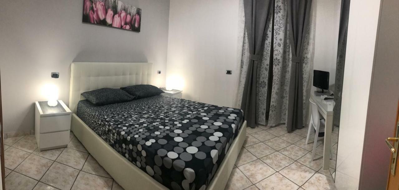 B&B Feni Помпей Екстериор снимка