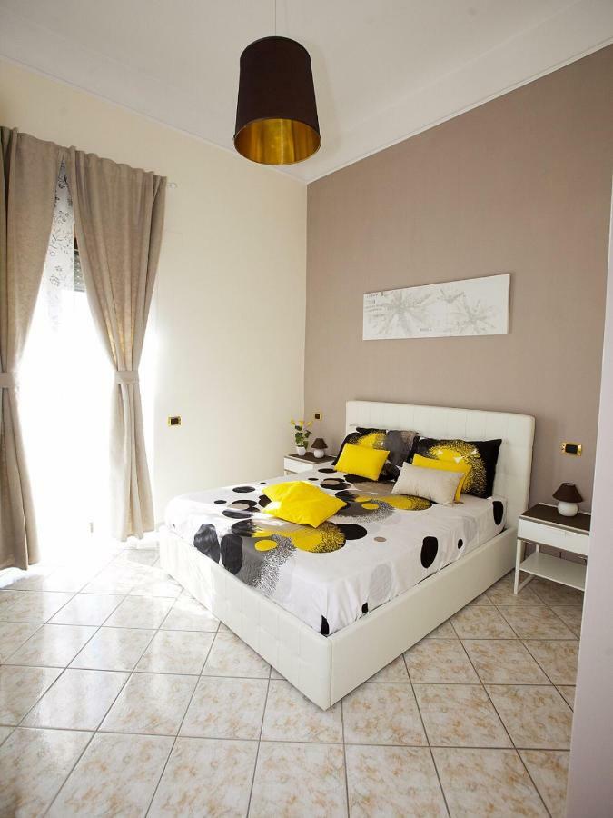 B&B Feni Помпей Екстериор снимка